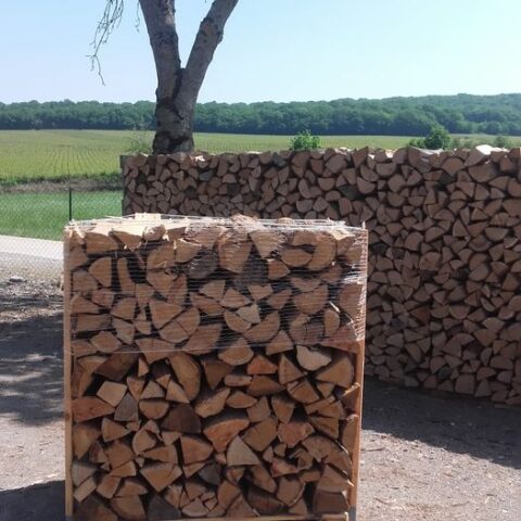 Bois de chauffage en palette 33 CM – Image 3