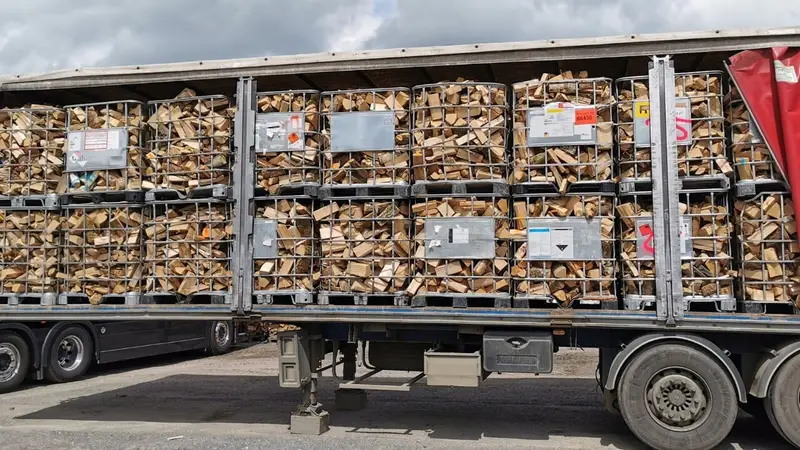 PALETTE BOIS DE CHAUFFAGE- 50/40 CM- 50 STÈRES+10 Gratuit